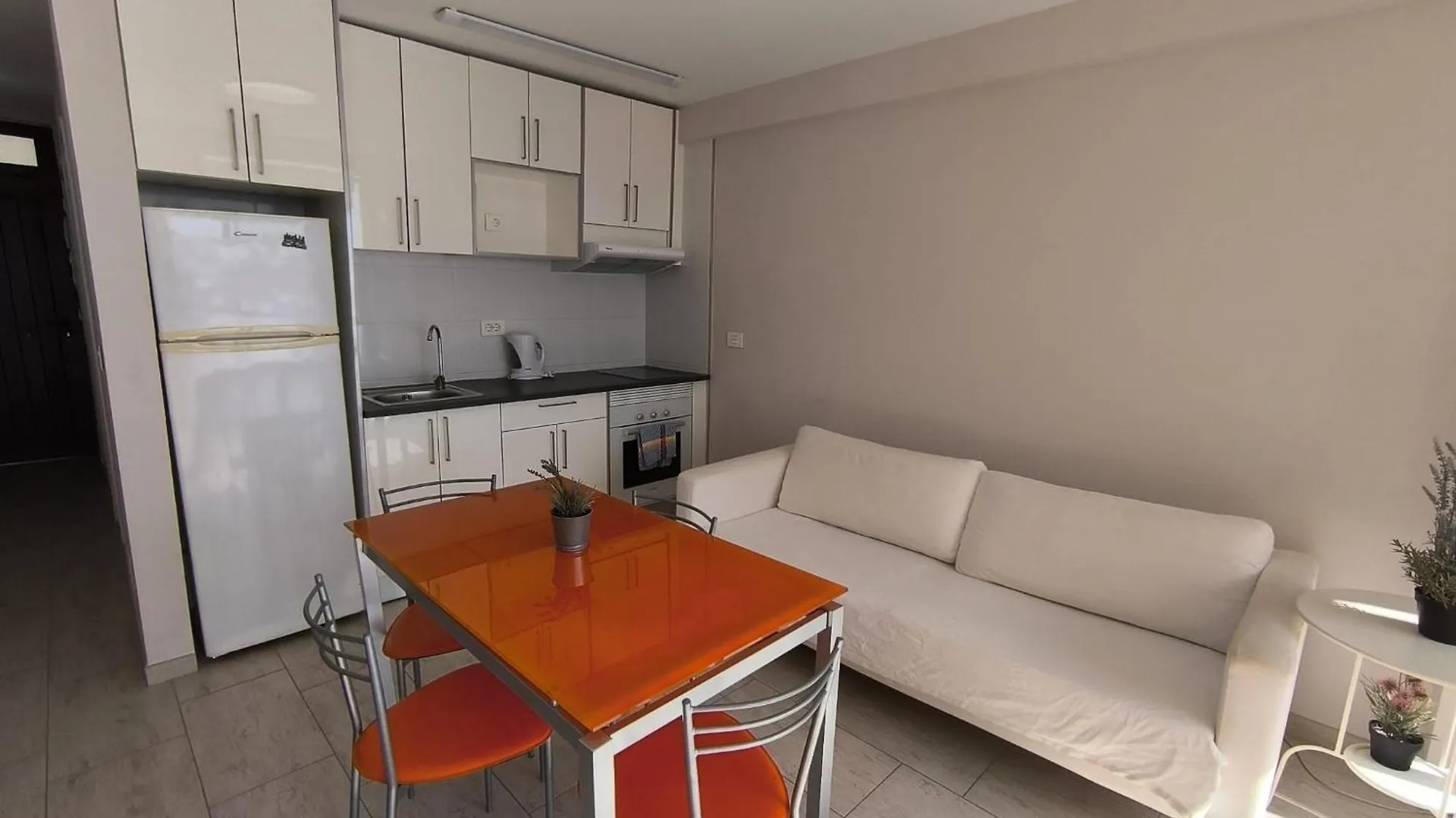 Apartment Las Americas For Holiday Playa de las Americas  0*, Playa de las Americas (Tenerife)